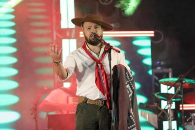 Segunda noite da grande final do IV Canta Cantu encerra o festival com emoção, solidariedade e olhar para o futuro em Laranjeiras do Sul